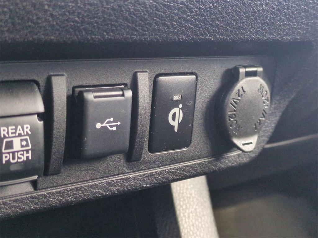 Thumbnail: 2020 Toyota Tacoma - 36