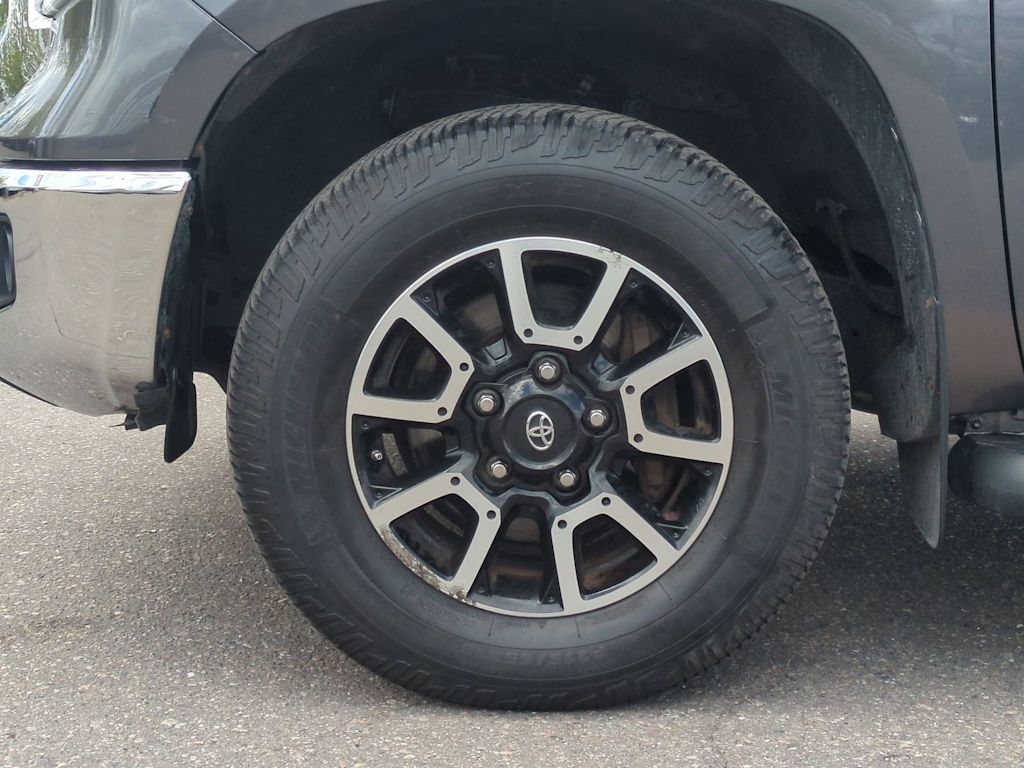 Thumbnail: 2017 Toyota Tundra - 8