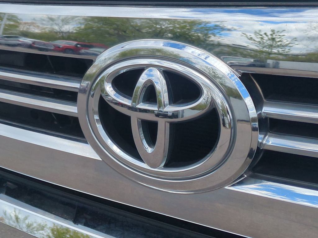 Thumbnail: 2017 Toyota Tundra - 7