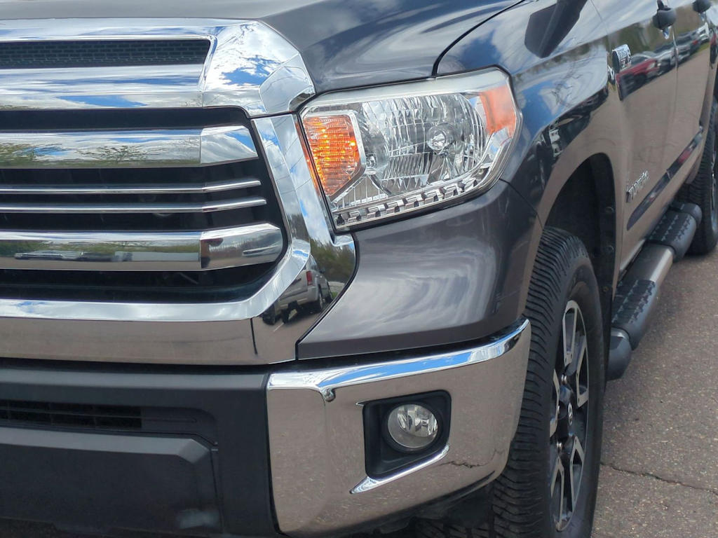 Thumbnail: 2017 Toyota Tundra - 25