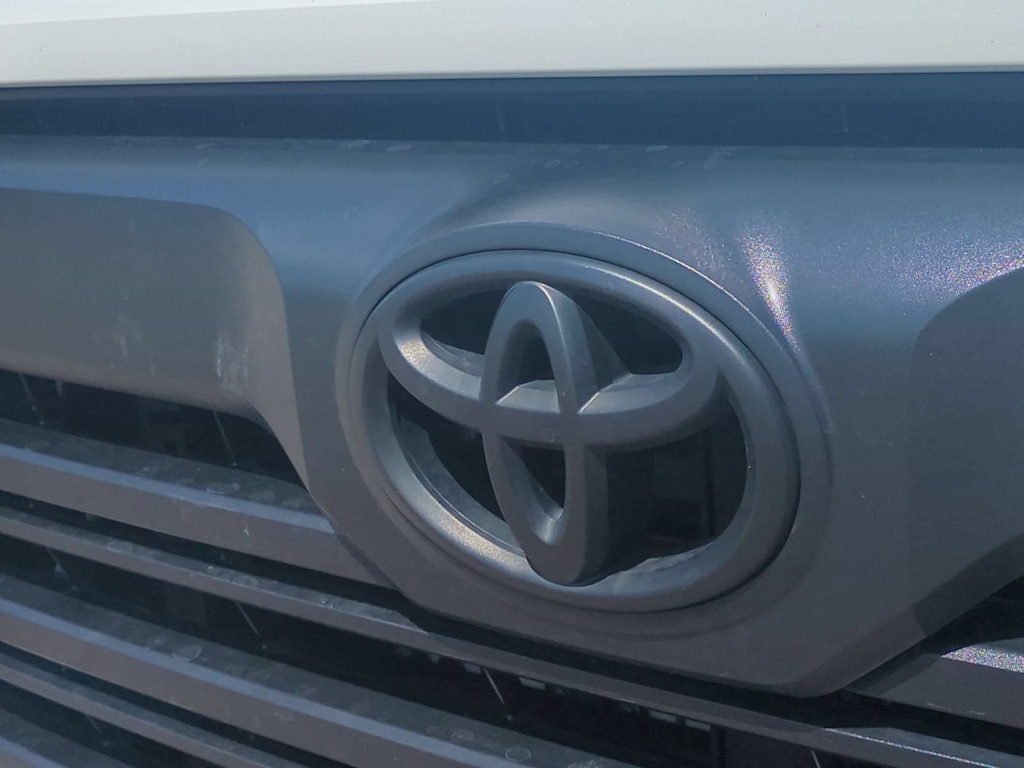 Thumbnail: 2025 Toyota Tundra - 7