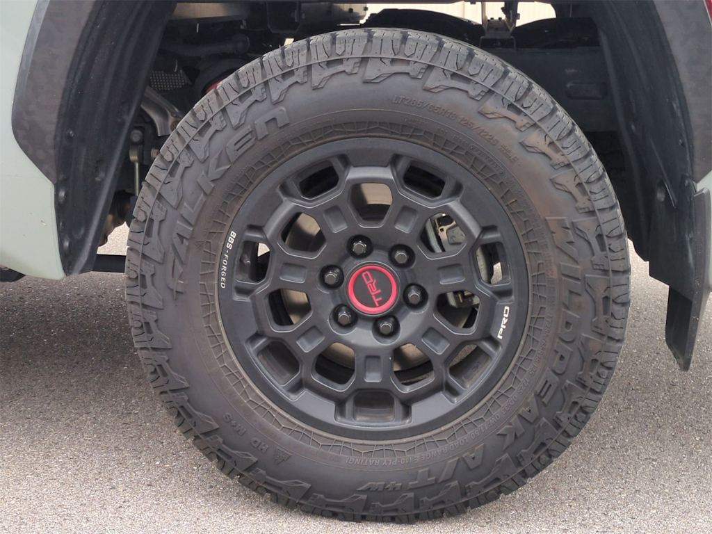 Thumbnail: 2022 Toyota Tundra - 8