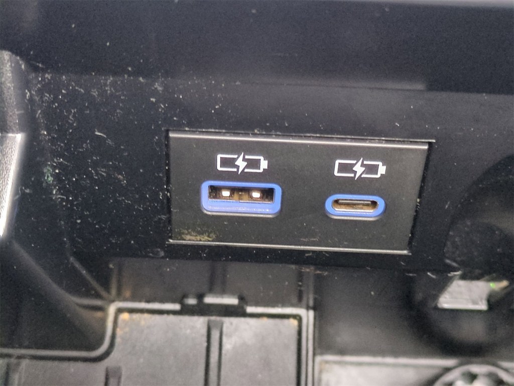 Thumbnail: 2022 Toyota Tundra - 37