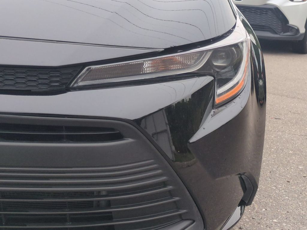 Thumbnail: 2025 Toyota Corolla - 23