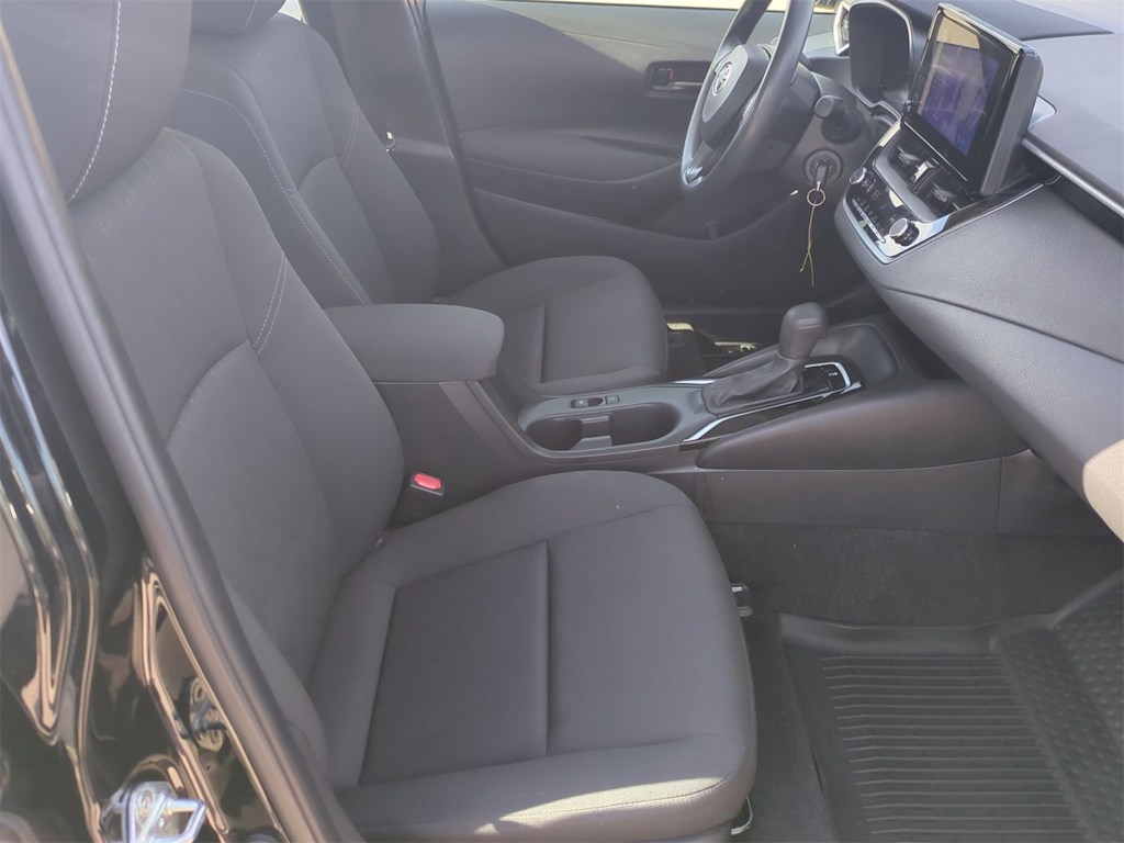 Thumbnail: 2023 Toyota Corolla - 28