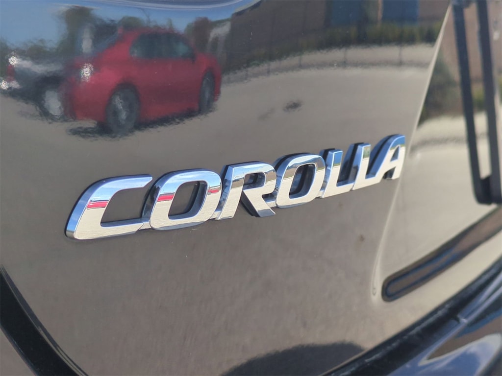 Thumbnail: 2023 Toyota Corolla - 25