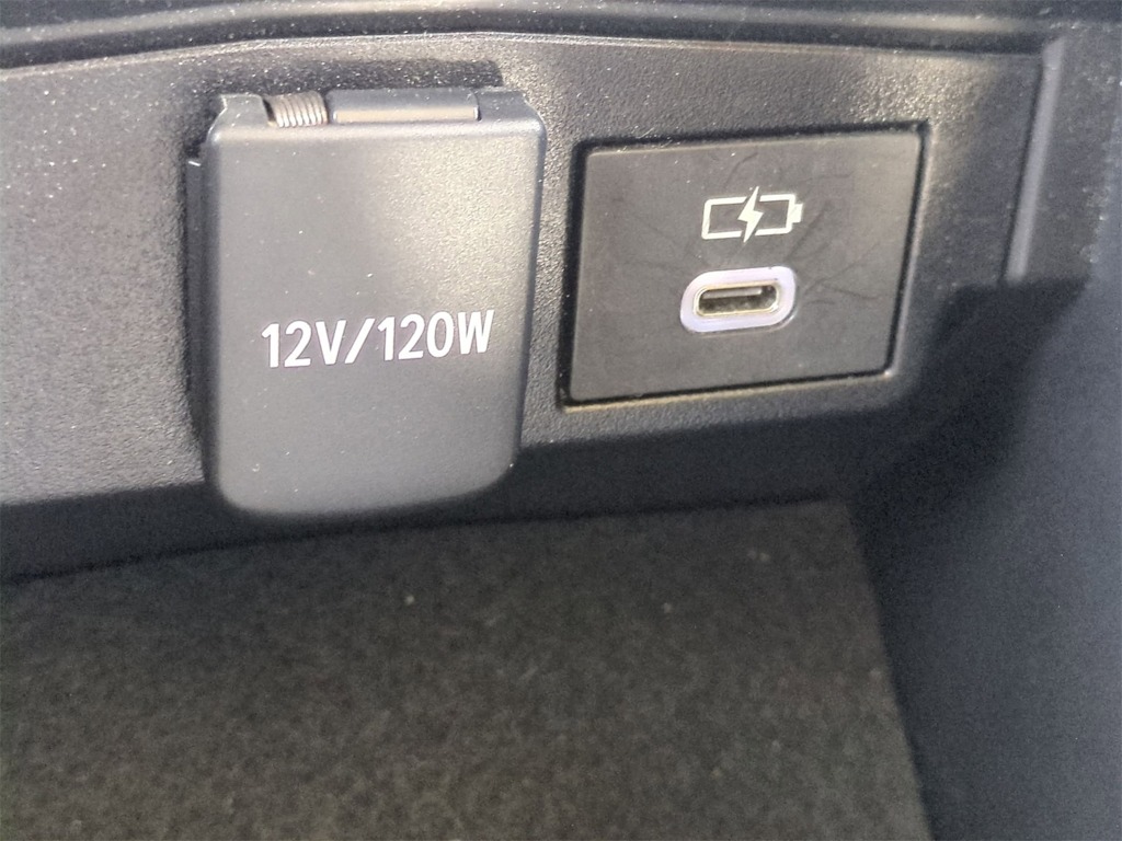 Thumbnail: 2023 Toyota Corolla - 34