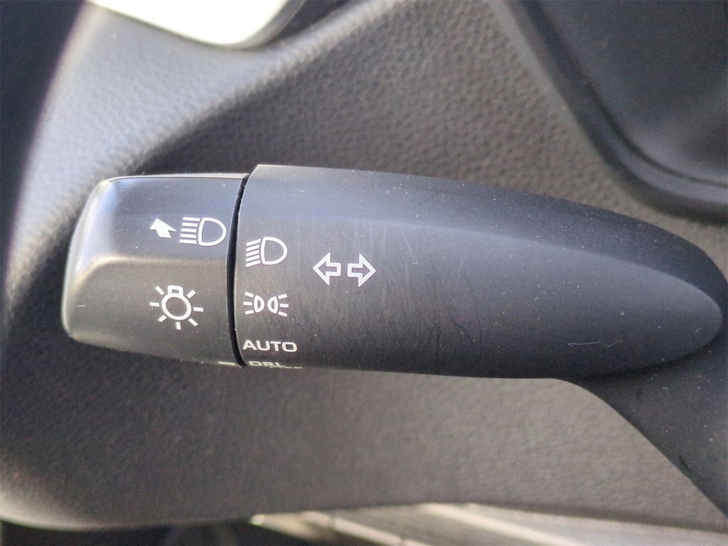 Thumbnail: 2023 Toyota Corolla - 16