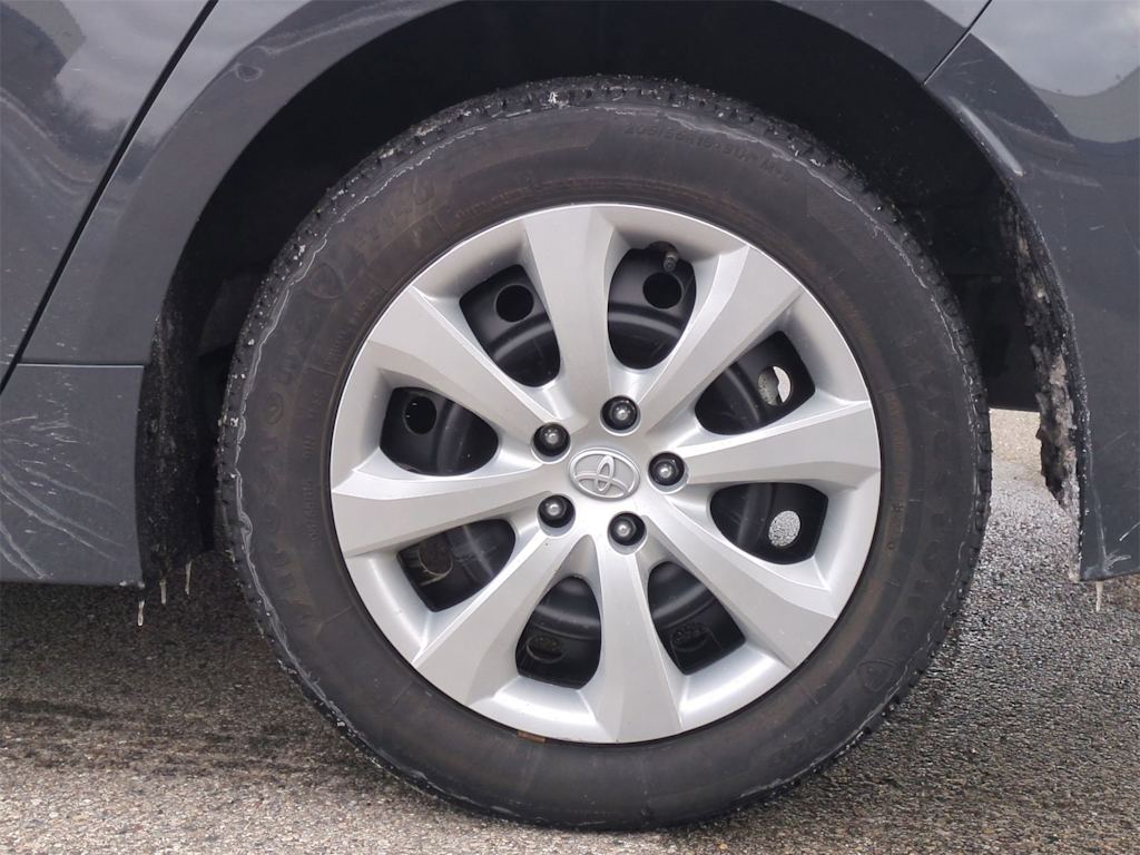 Thumbnail: 2023 Toyota Corolla - 8