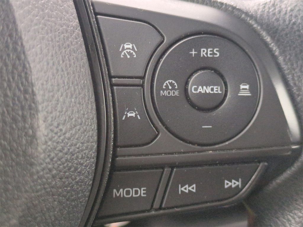 Thumbnail: 2023 Toyota Corolla - 31