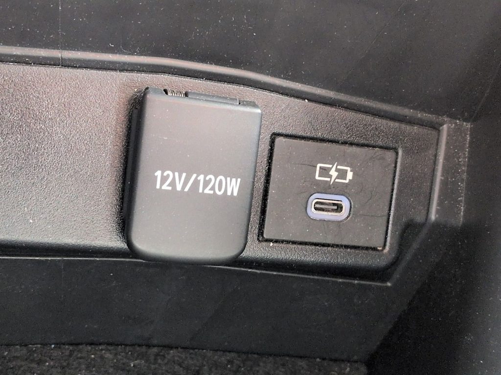 Thumbnail: 2024 Toyota Corolla - 33