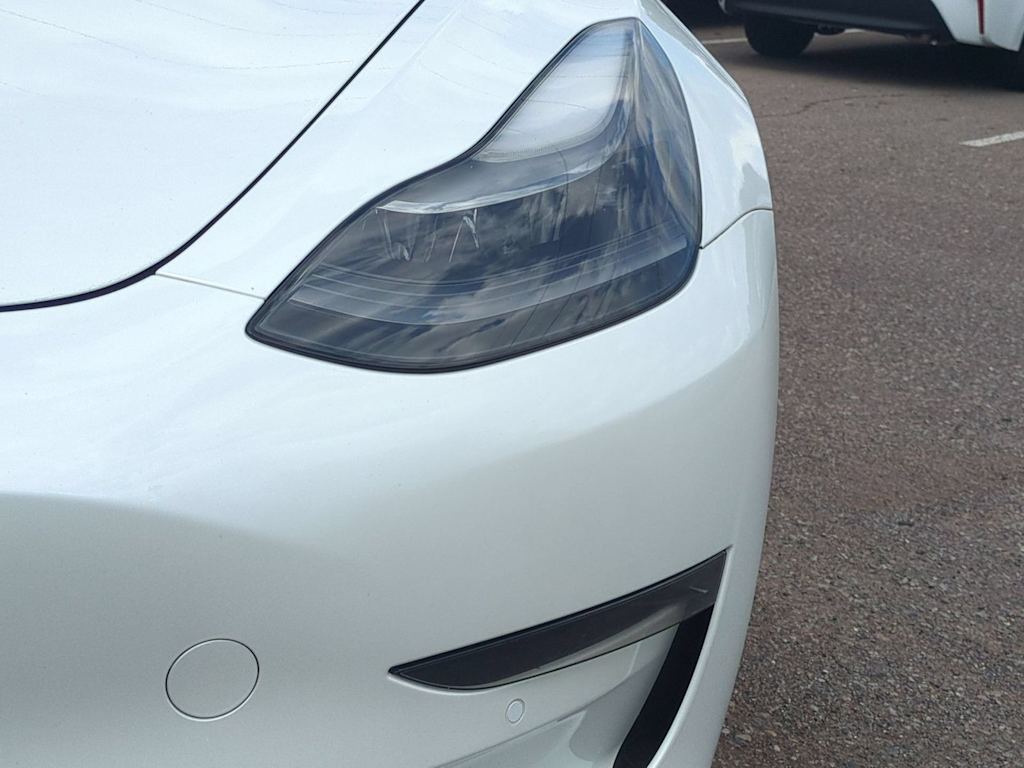 Thumbnail: 2022 Tesla Model 3 - 21