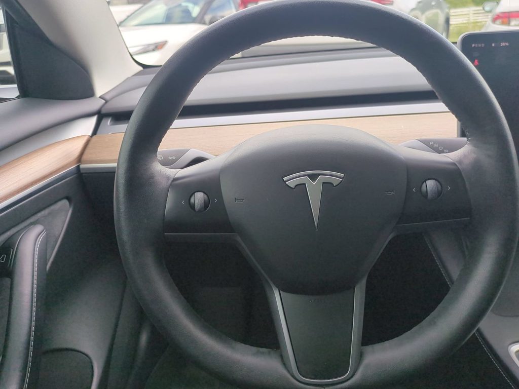 Thumbnail: 2022 Tesla Model 3 - 26