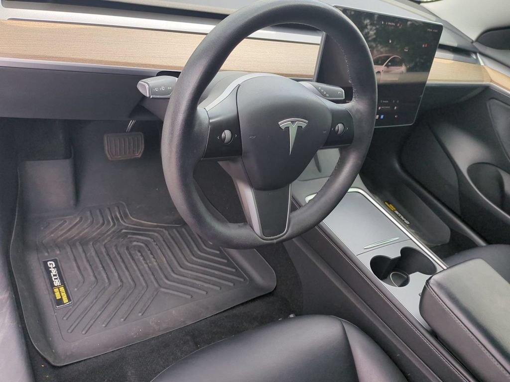 Thumbnail: 2022 Tesla Model 3 - 2