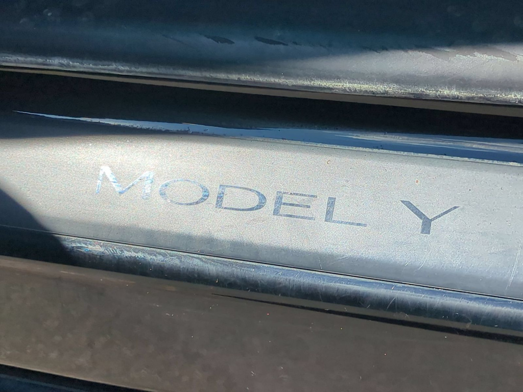 Thumbnail: 2023 Tesla Model Y - 7