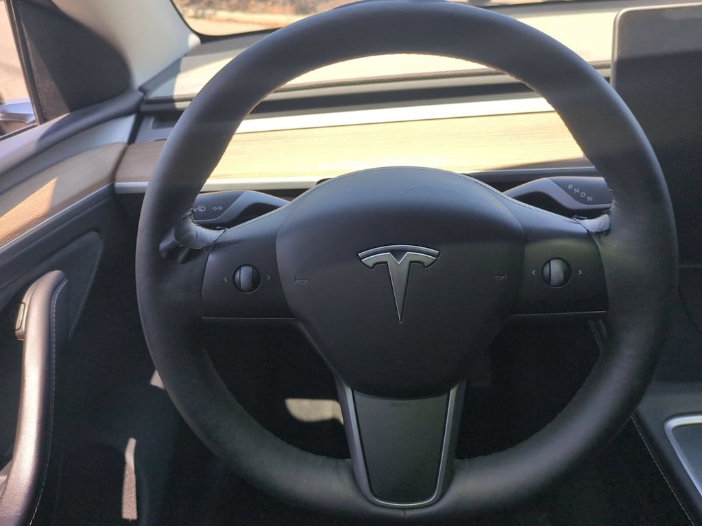 Thumbnail: 2023 Tesla Model Y - 13