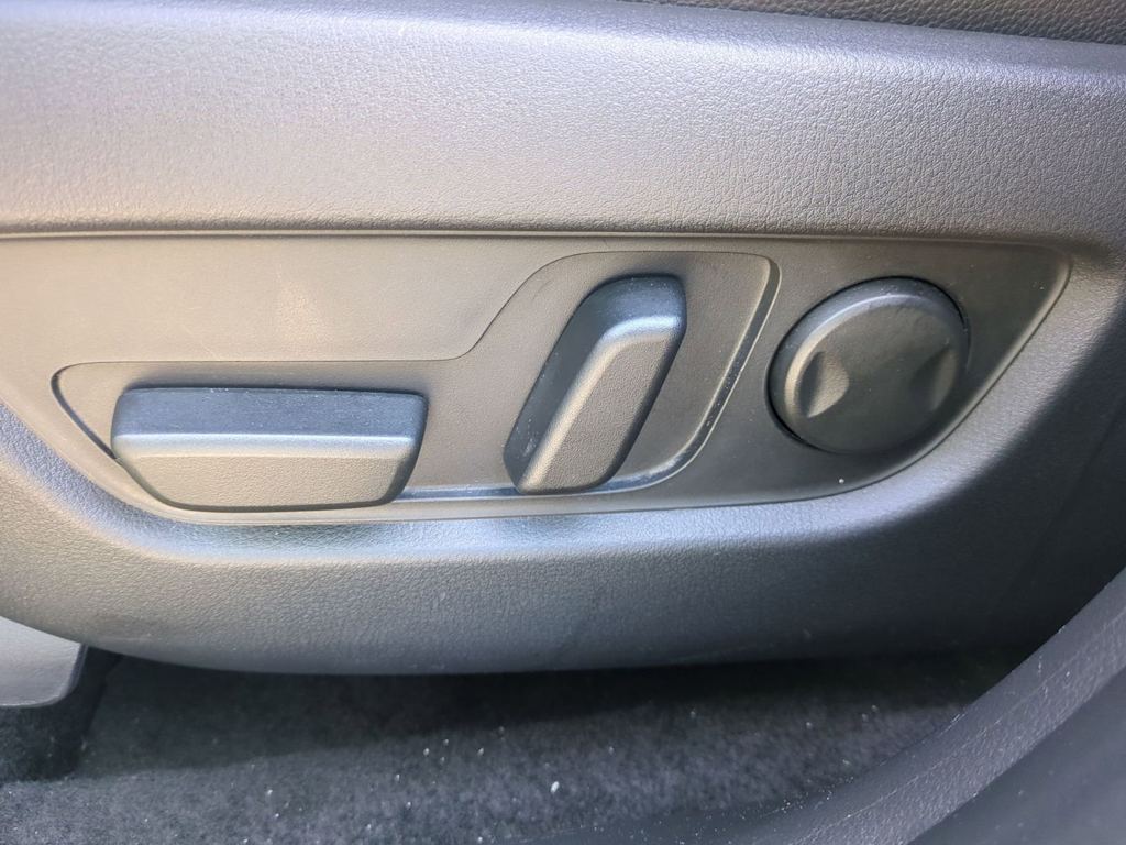 Thumbnail: 2025 Mazda CX-90 - 26