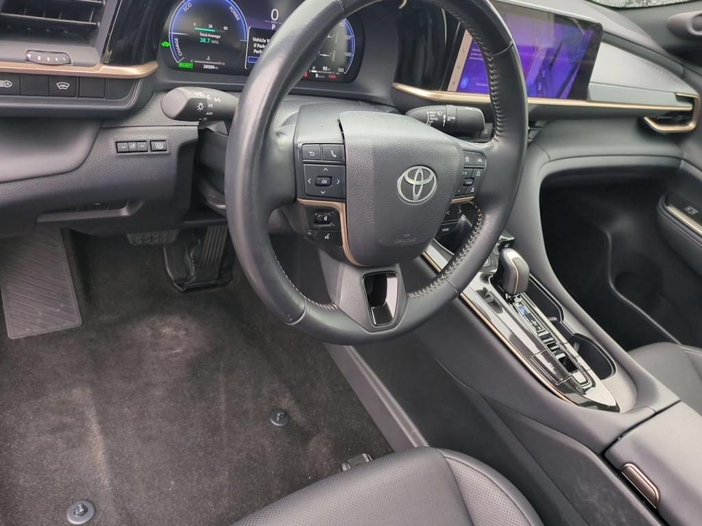 Thumbnail: 2024 Toyota Crown - 2