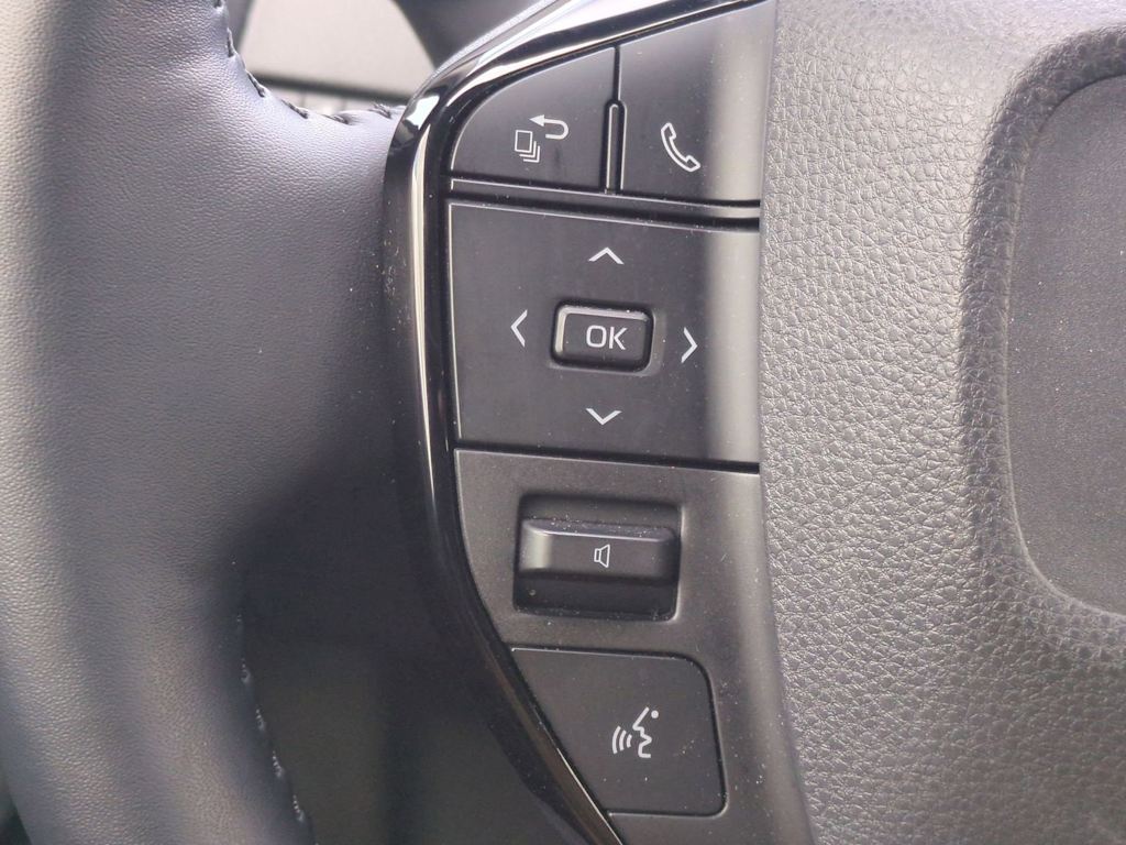 Thumbnail: 2024 Toyota Prius - 28