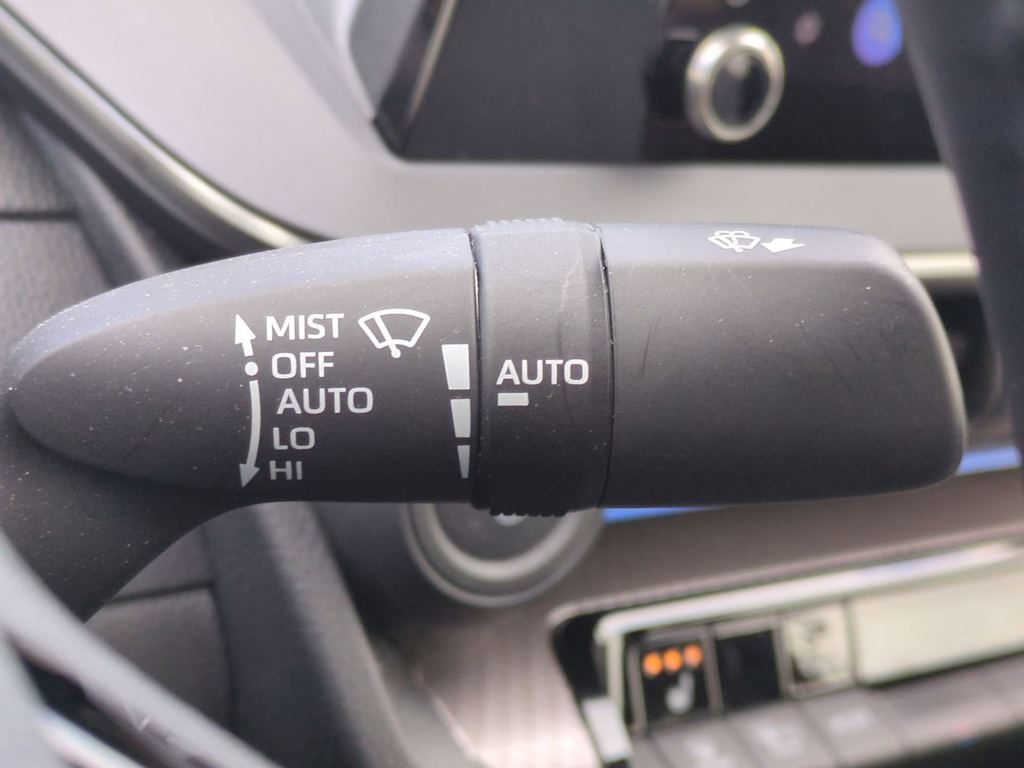 Thumbnail: 2024 Toyota Prius - 14