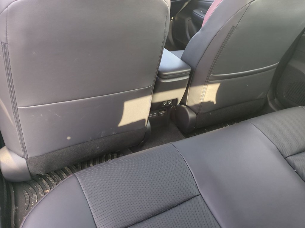 Thumbnail: 2026 Toyota Prius v - 26