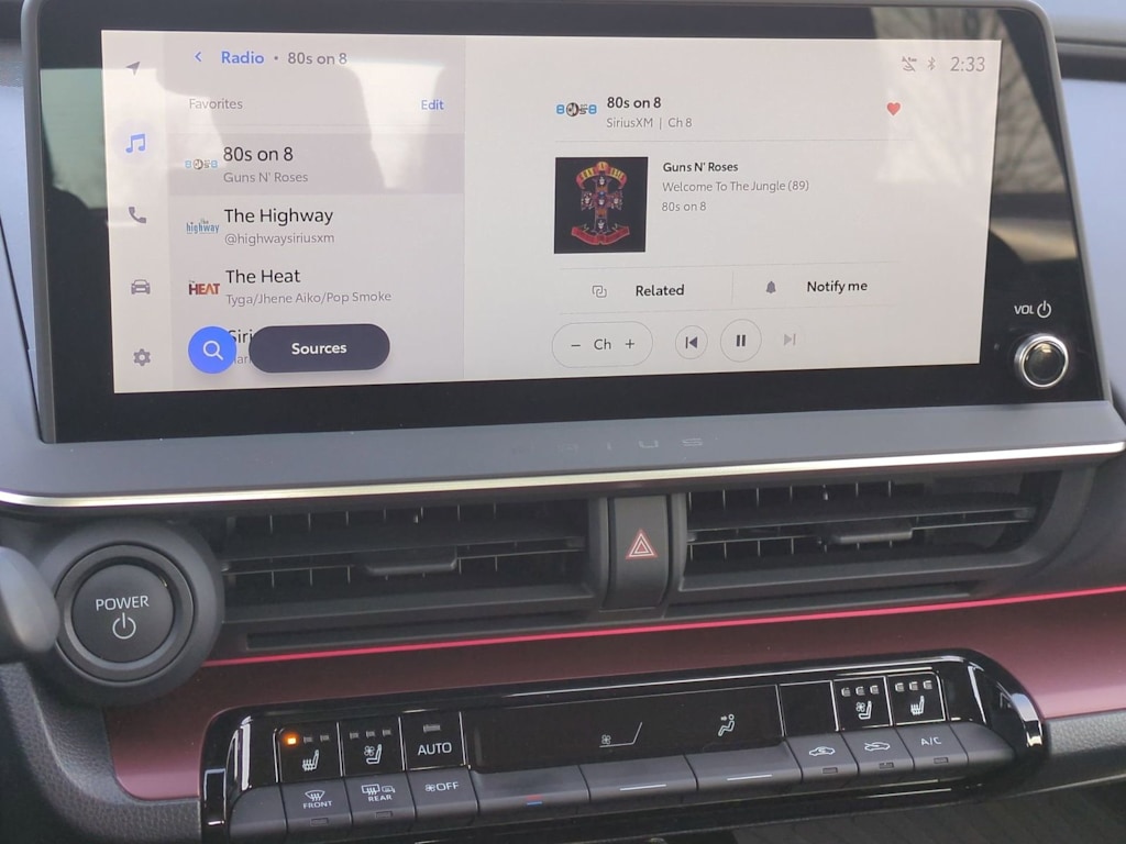 Thumbnail: 2026 Toyota Prius v - 14