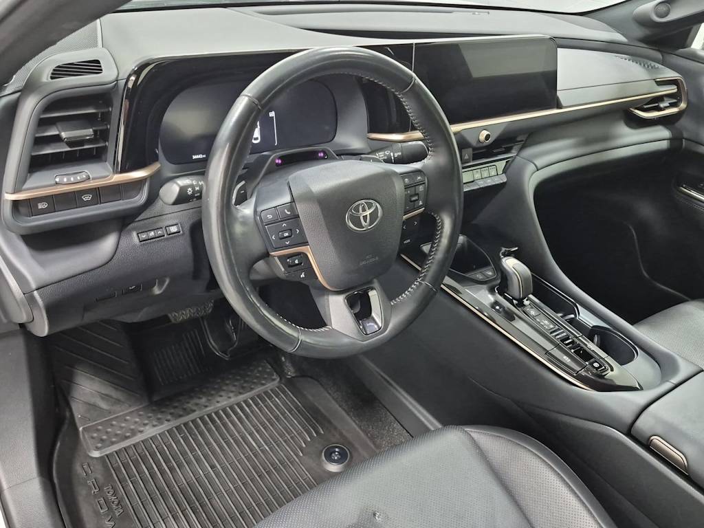 Thumbnail: 2024 Toyota Crown - 2