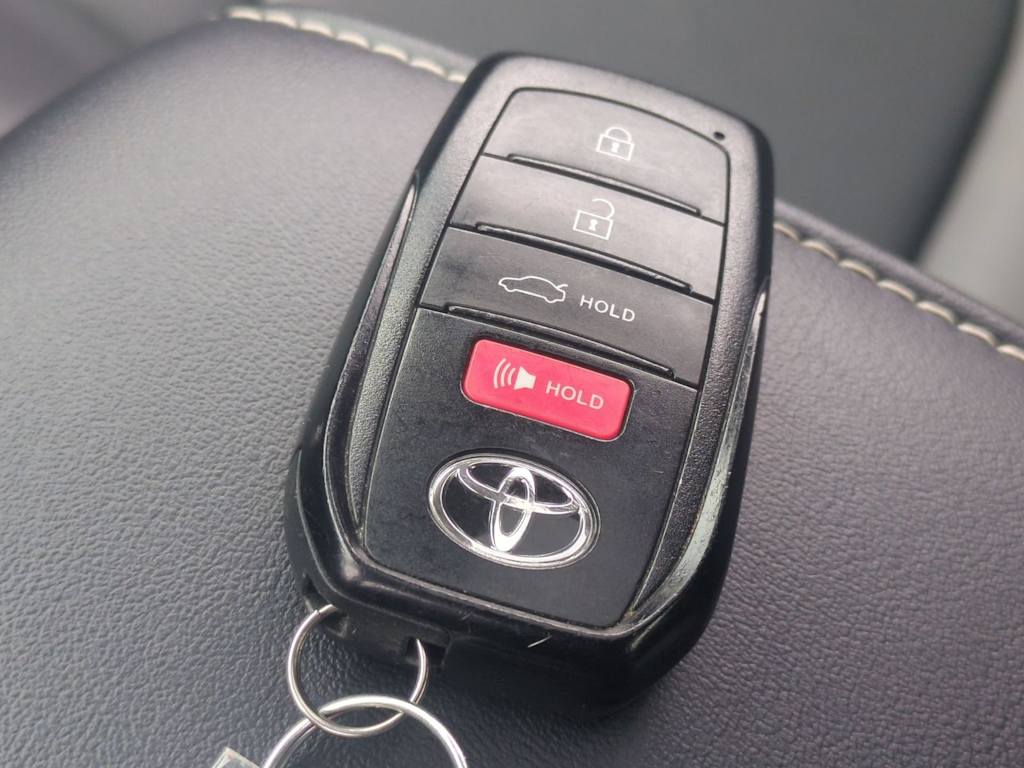Thumbnail: 2025 Toyota Corolla - 36