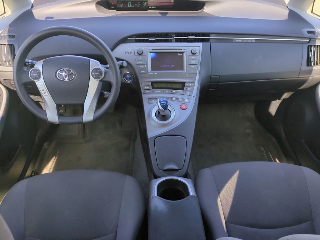 Thumbnail: 2015 Toyota Prius - 9