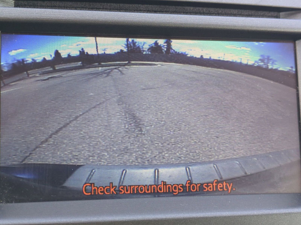 Thumbnail: 2015 Toyota Prius - 32