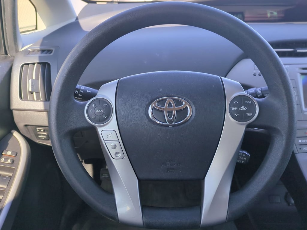 Thumbnail: 2015 Toyota Prius - 13