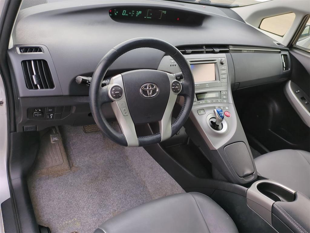 2015 Toyota Prius Four 2