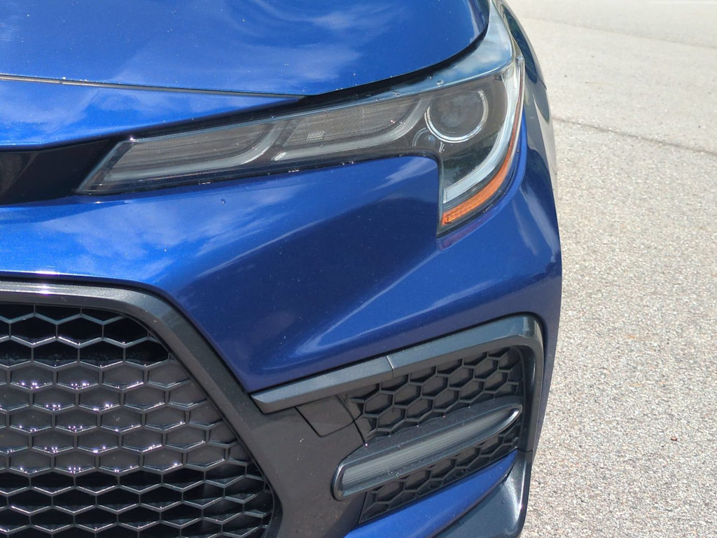 Thumbnail: 2021 Toyota Corolla - 24
