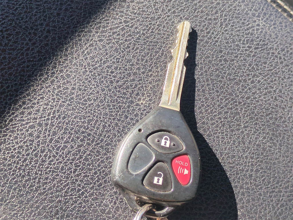 Thumbnail: 2019 Toyota 4Runner - 17