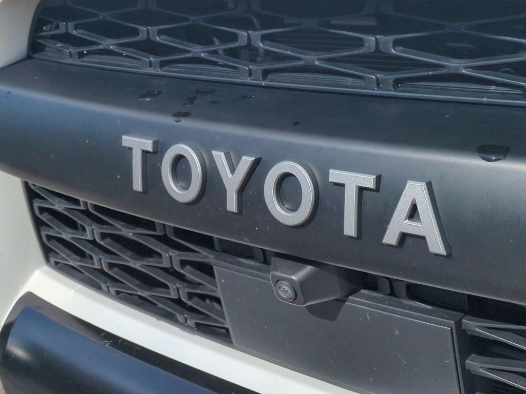 Thumbnail: 2023 Toyota 4Runner - 7