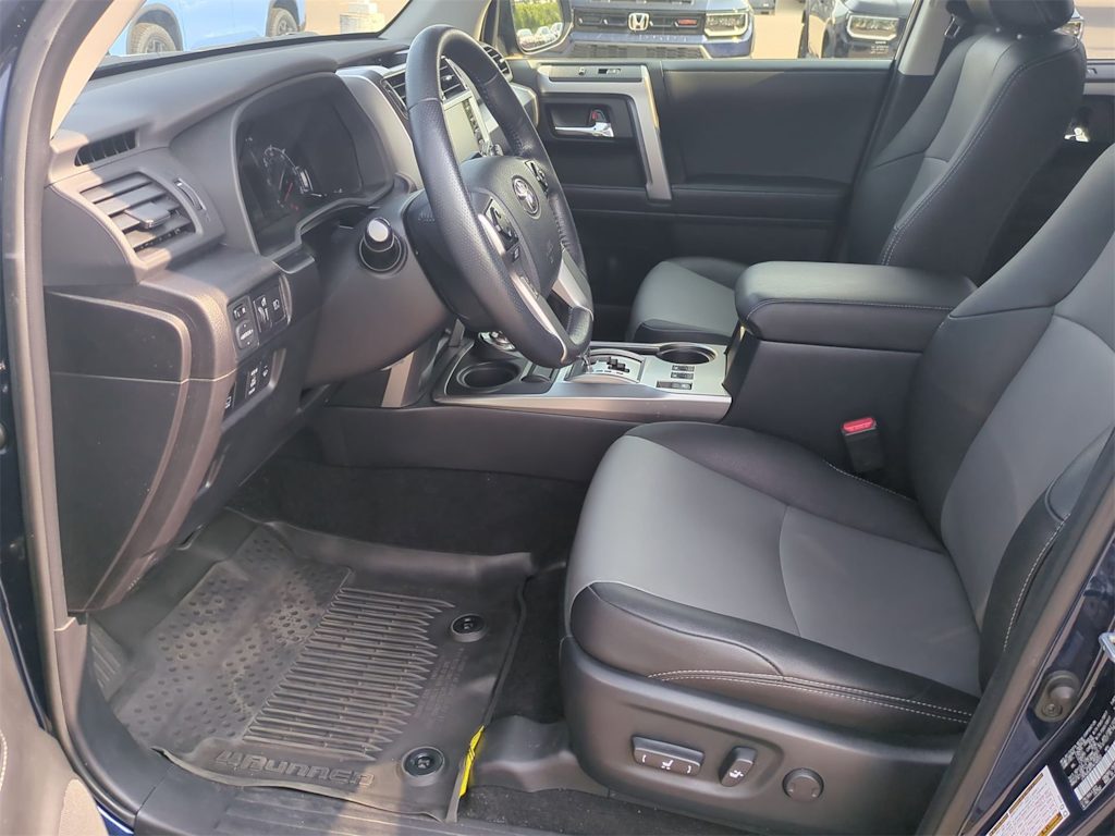 2023 Toyota 4Runner SR5 10
