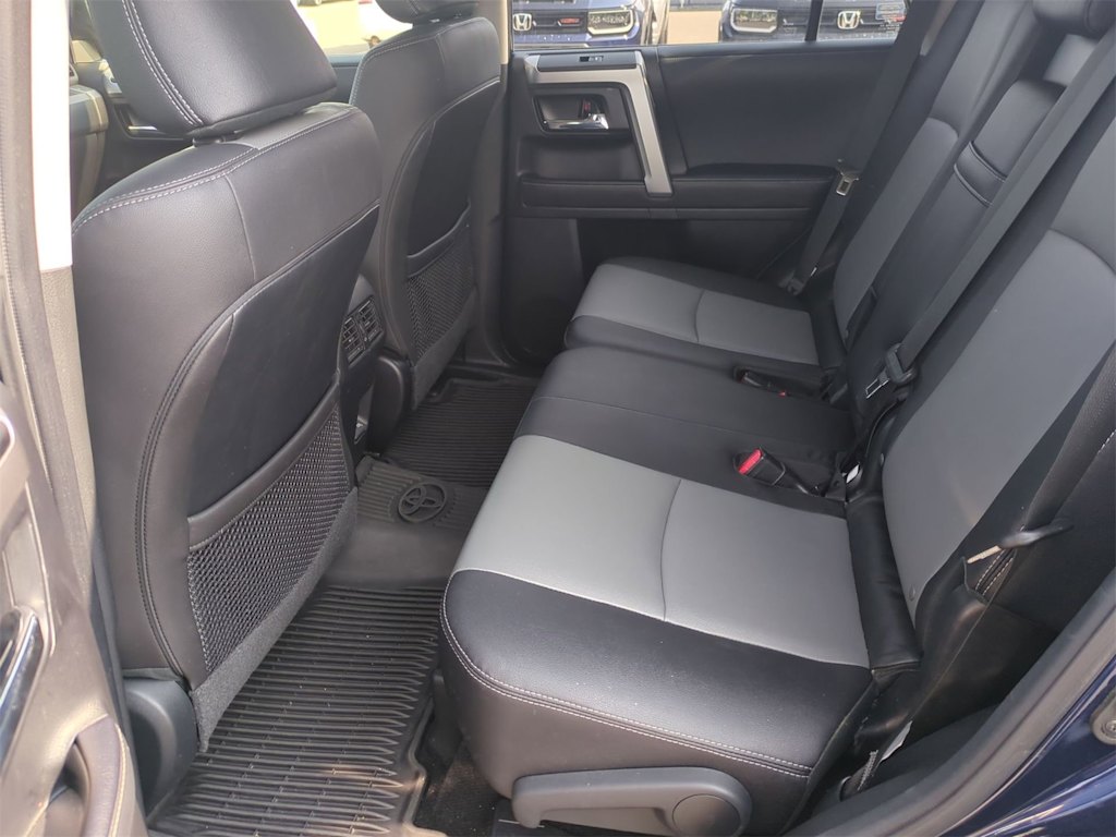 2023 Toyota 4Runner SR5 12