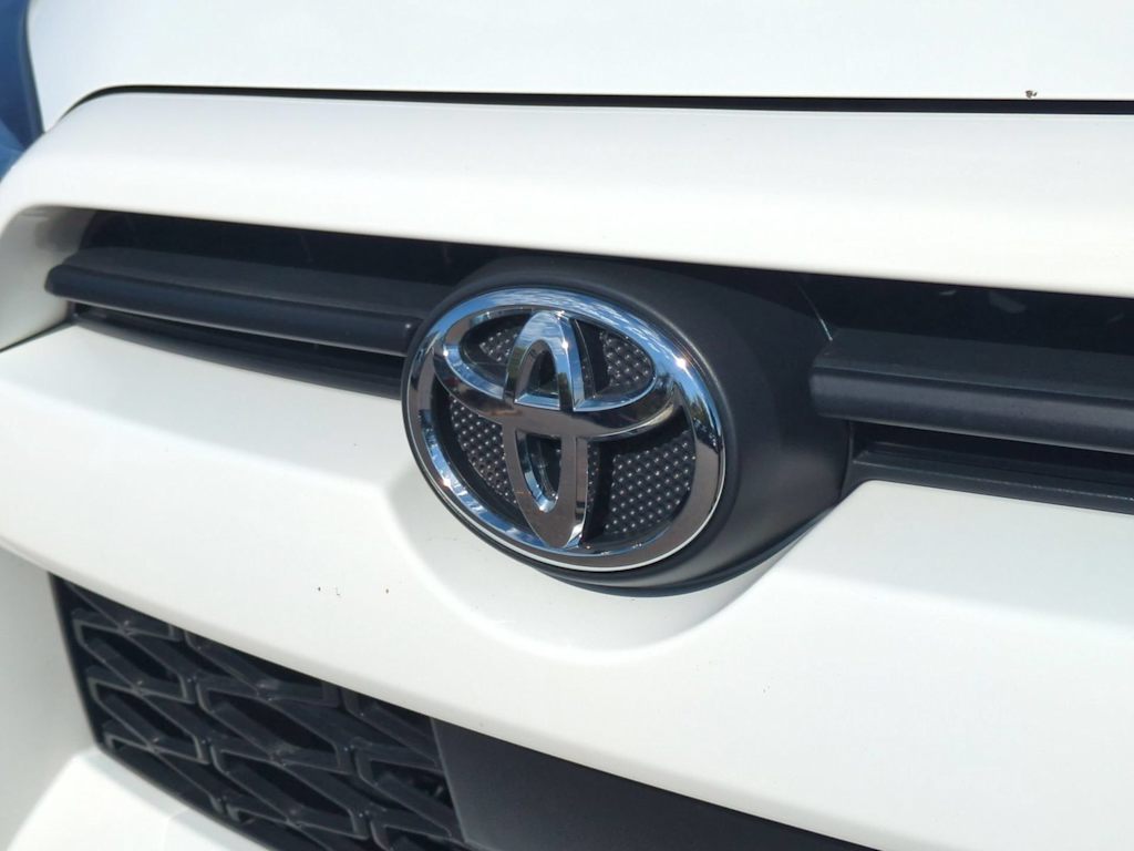Thumbnail: 2024 Toyota 4Runner - 7