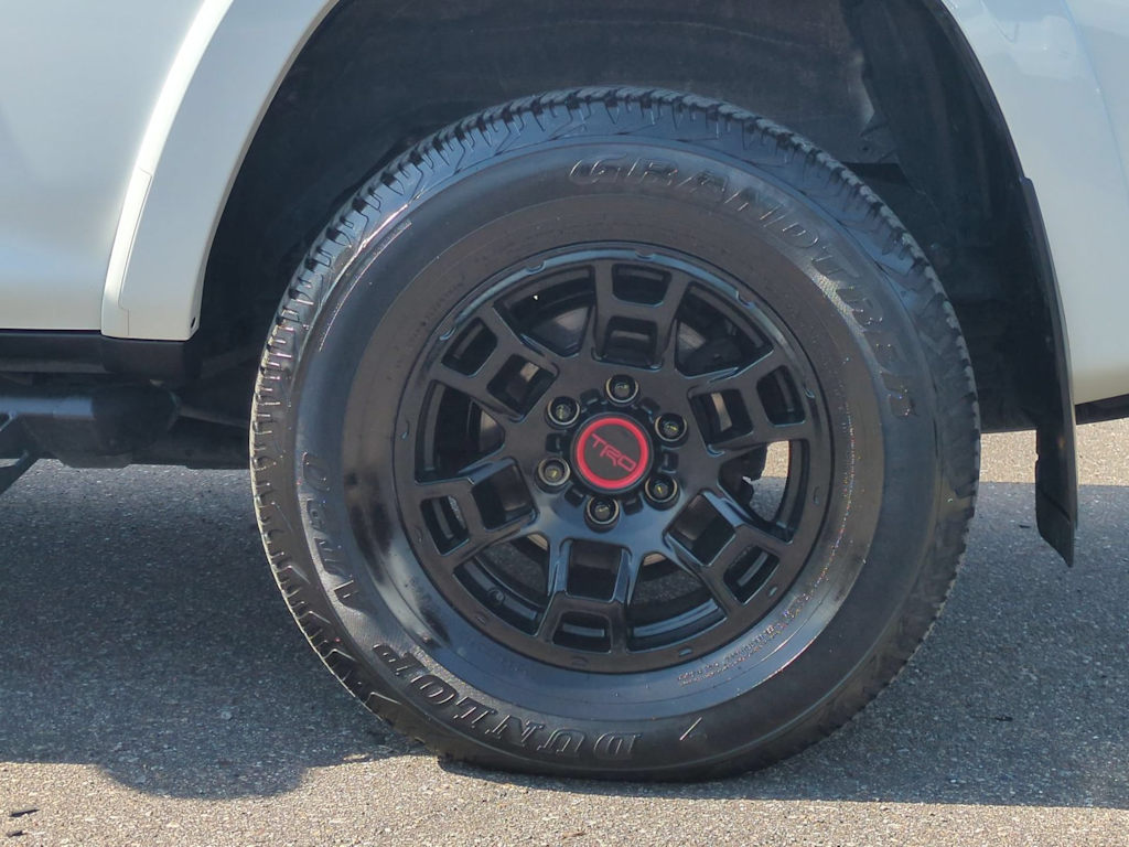 Thumbnail: 2024 Toyota 4Runner - 8