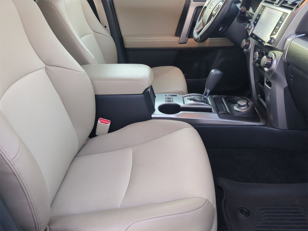 Thumbnail: 2023 Toyota 4Runner - 30