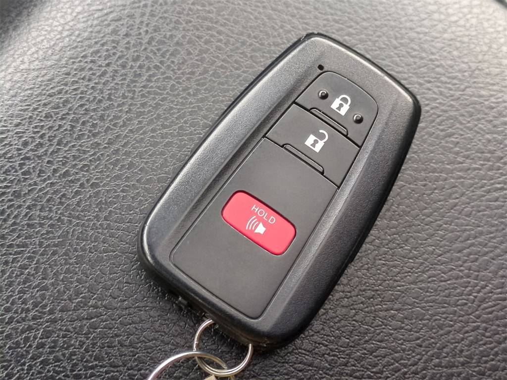 Thumbnail: 2022 Toyota 4Runner - 18