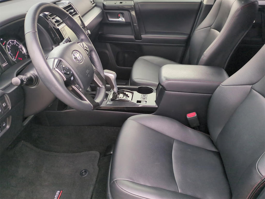 Thumbnail: 2022 Toyota 4Runner - 10