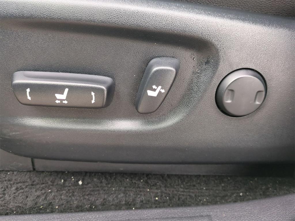 Thumbnail: 2022 Toyota 4Runner - 26