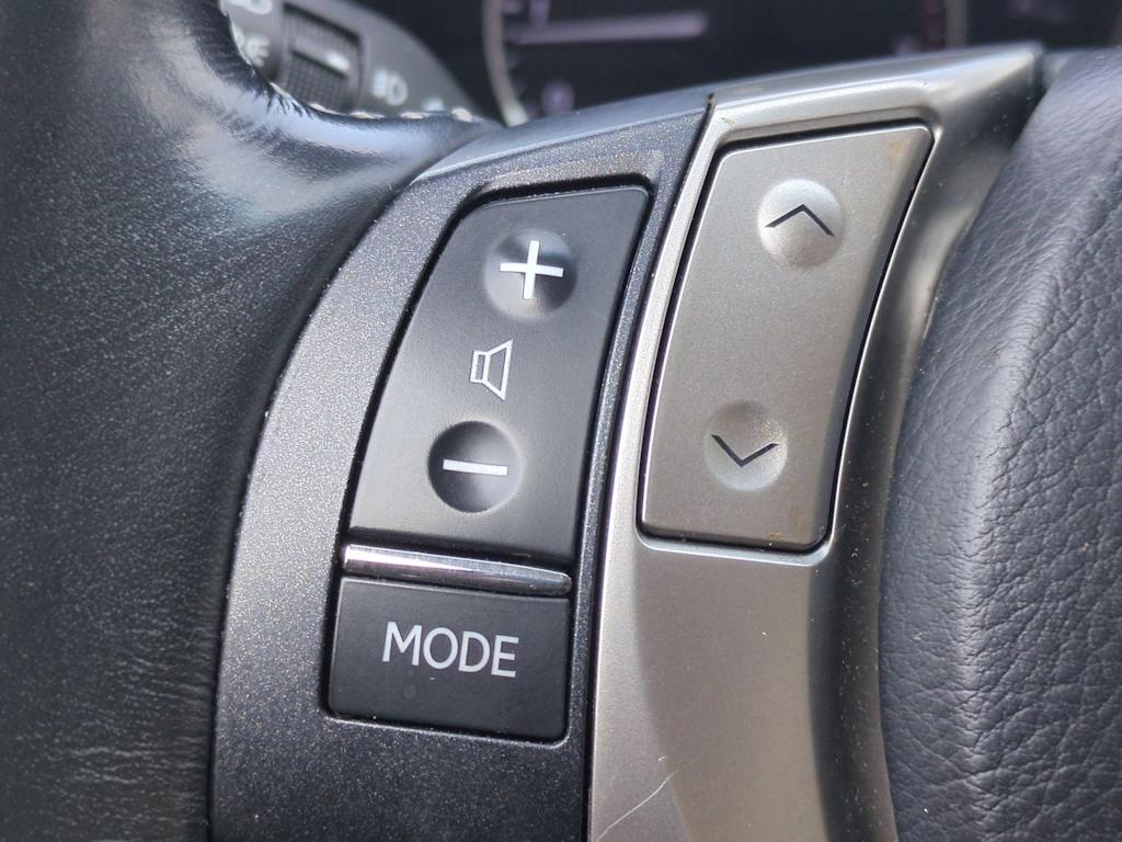 Thumbnail: 2014 Lexus ES - 31