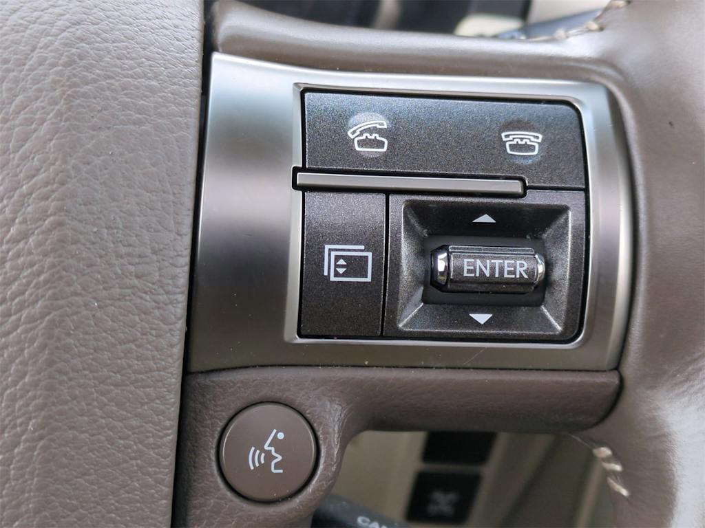 2019 Lexus GX 460 32