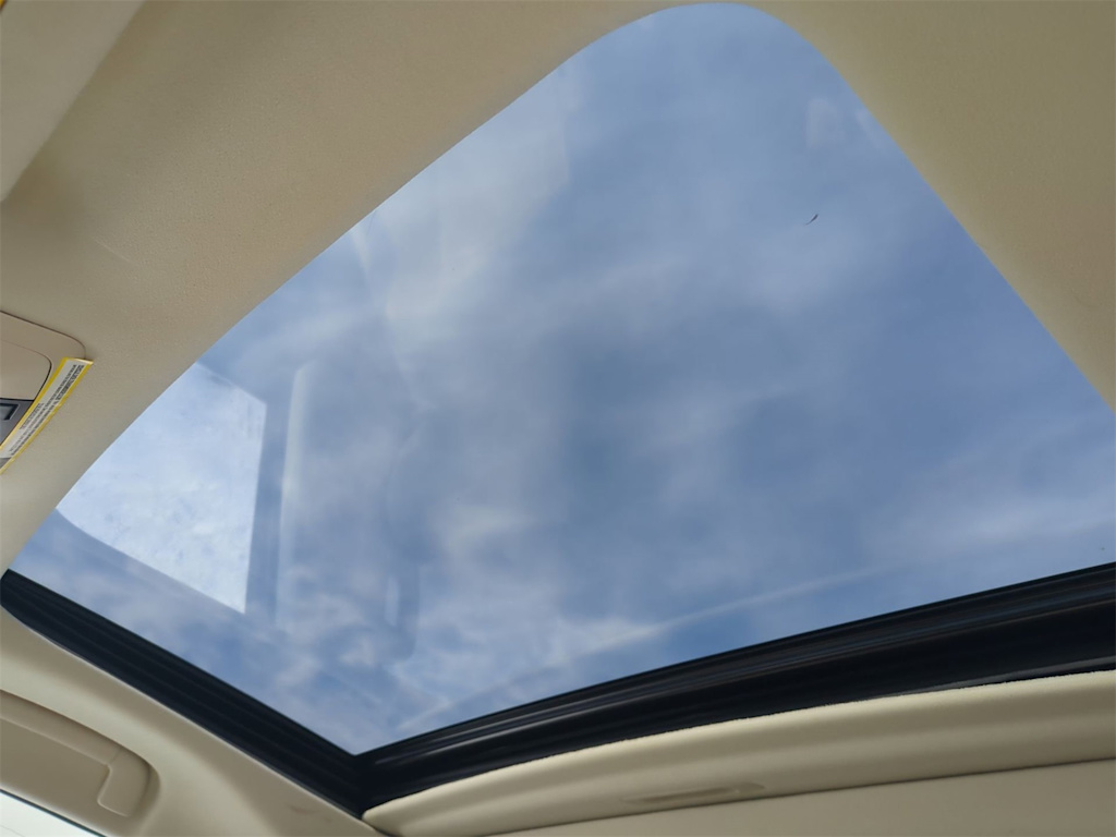 Thumbnail: 2022 Lexus GX - 26