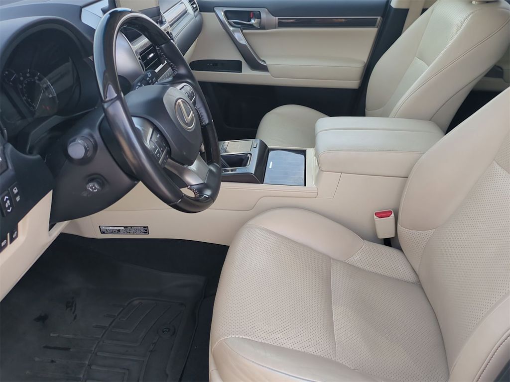 Thumbnail: 2022 Lexus GX - 10