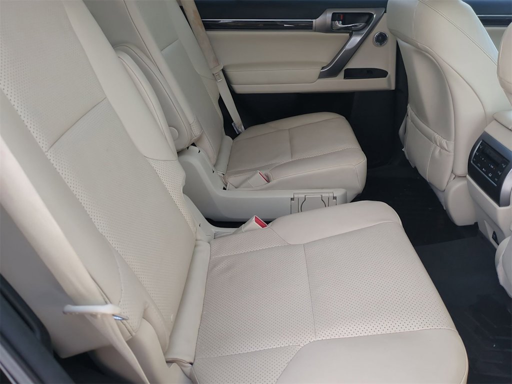 Thumbnail: 2022 Lexus GX - 12