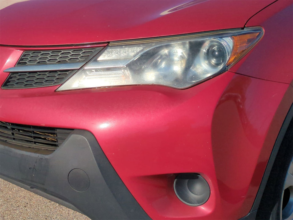 Thumbnail: 2015 Toyota RAV4 - 24