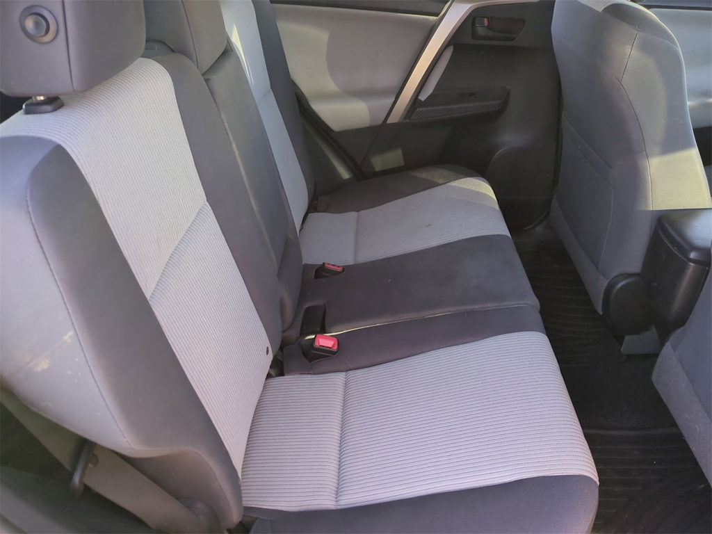 Thumbnail: 2015 Toyota RAV4 - 27